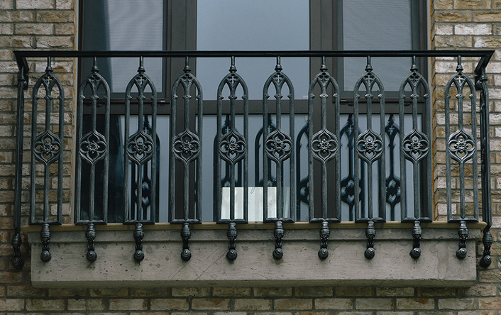 фото кованых балконов в готическом стиле